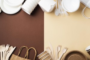 arrangement-different-disposable-eco-friendly-tableware