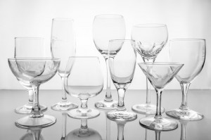 close-up-wine-glasses-table_1048944-11201172