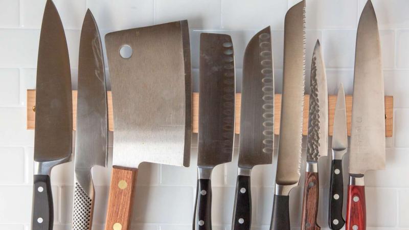 kitchen knives